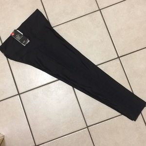 Women’s Under Armour Crop Brand Leggings